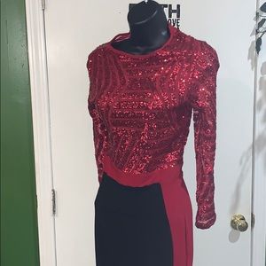 Beautiful Holiday friendly dress